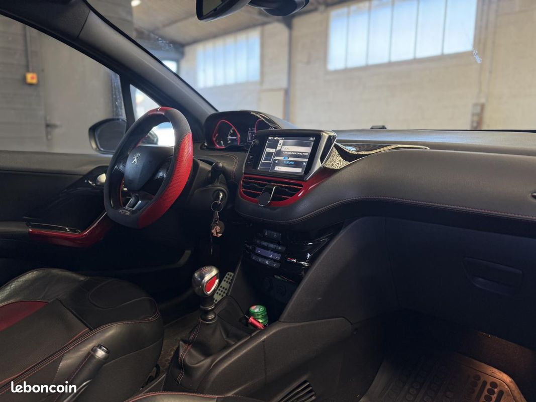 PEUGEOT 208 GTI 1.6i 200 CH - GARANTIE 6 MOIS (image 13)