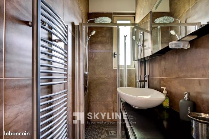 Villa 9 pièces 285 m² — 26