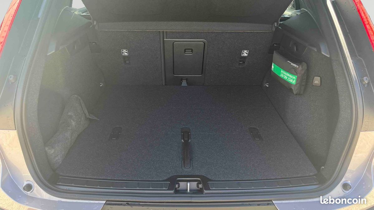 VOLVO XC40 B3 163 ch DCT7 Plus (image 7)