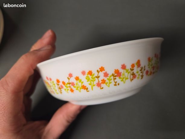 Saladier + 8 Coupelles Arcopal Vintage - Années 70 - Motif Fleurs - Très Bon état