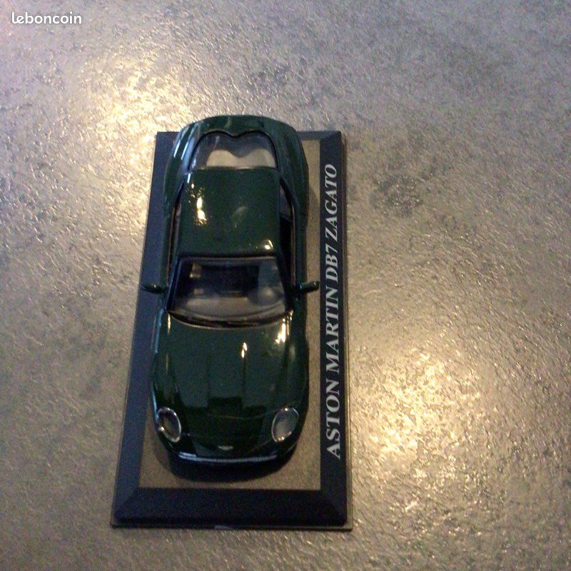 Miniature voiture collection Aston Martin DB7 Zagato (image 3)