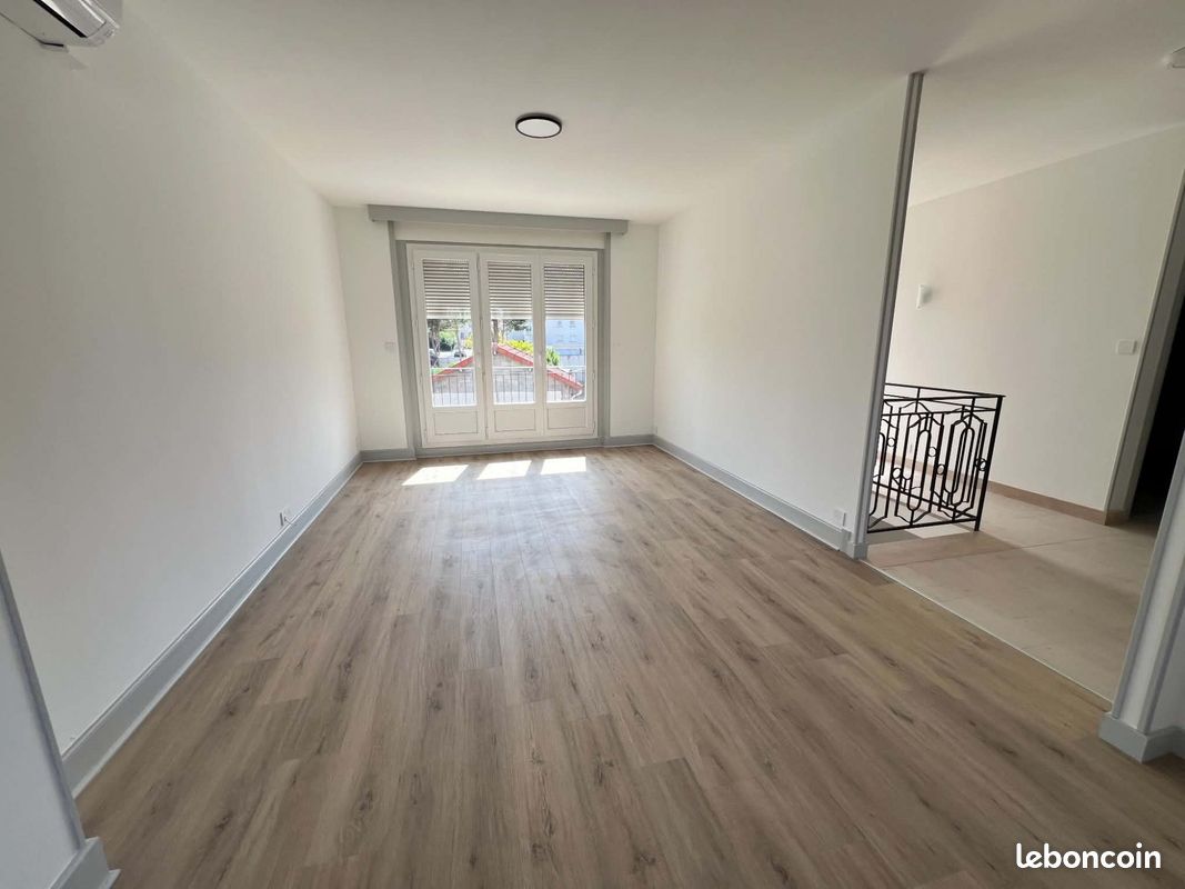 Appartement 3 pièces 65 m² · à Commentry · 65 m² · 690 €