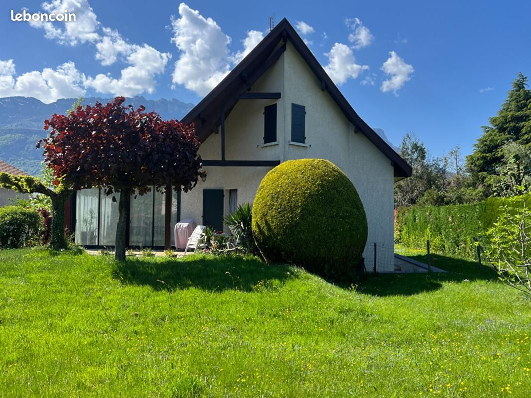 Maison 8 pièces 152 m² · à Pontcharra · 152 m² · 585 000 €