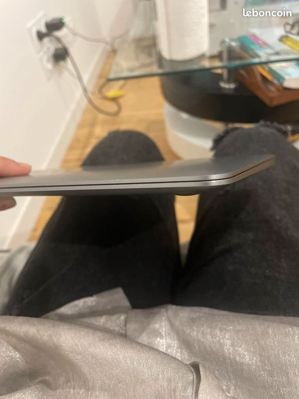 MacBook Air 2020 (image 6)