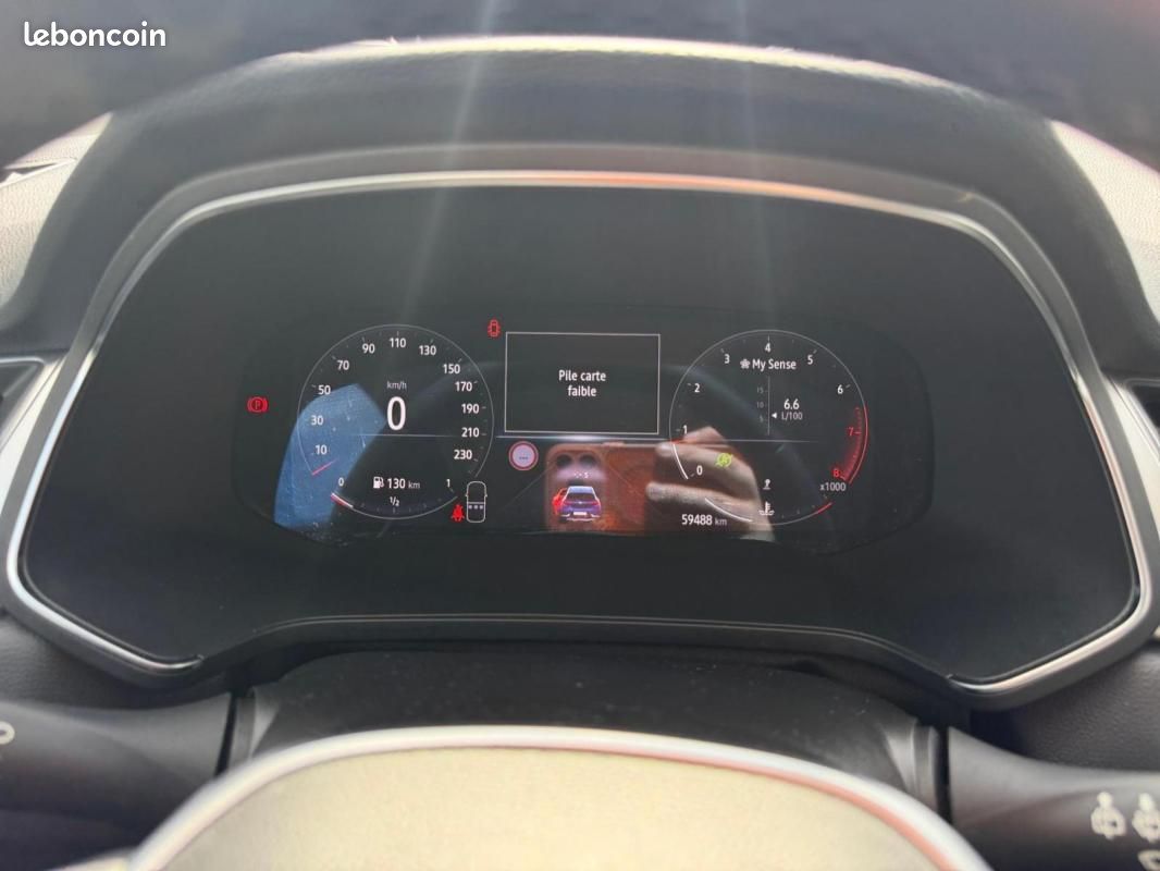 Renault Captur mild hybrid 140 Techno fast track (image 14)