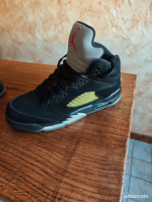 Air Jordan 5 OG black metalic (image 2)