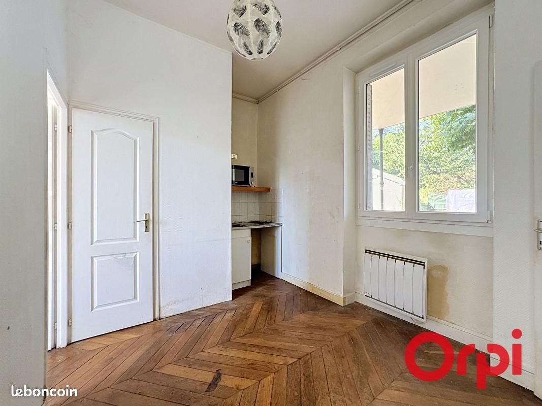 Appartement 2 pièces 28 m² · à Oullins-Pierre-Bénite · 28 m² · 99 000 €