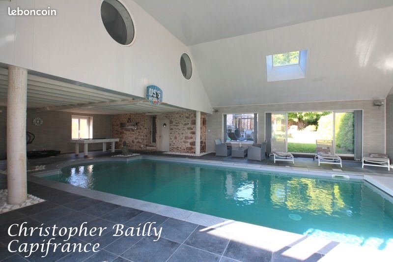 Maison 7 pièces 318 m² · à Saint-Agnan · 318 m² · 329 800 €