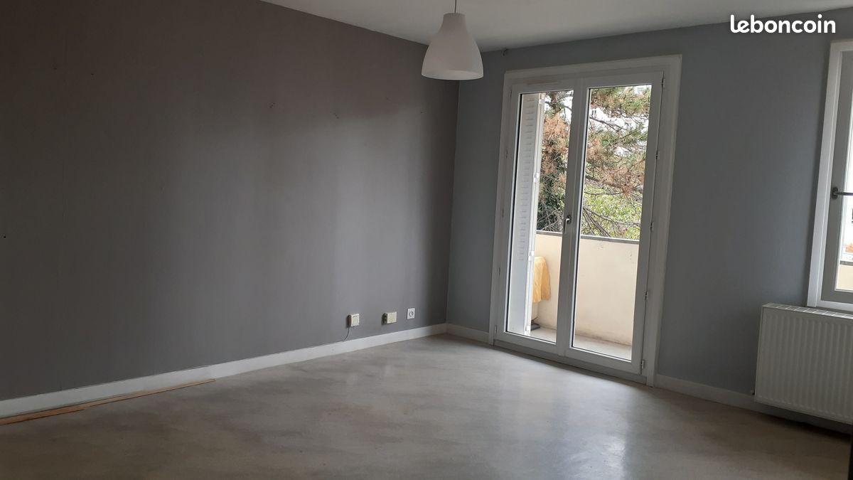 Appartement 1 pièce 28 m² · à Clermont-Ferrand · 28 m² · 450 €/mois
