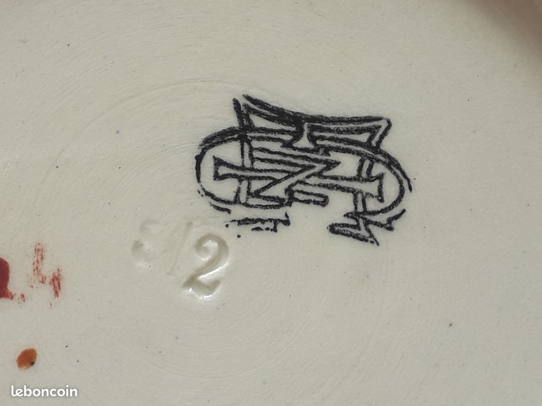 Pot à anses ancien Gien décor armorié et corne d'abondance (image 3)