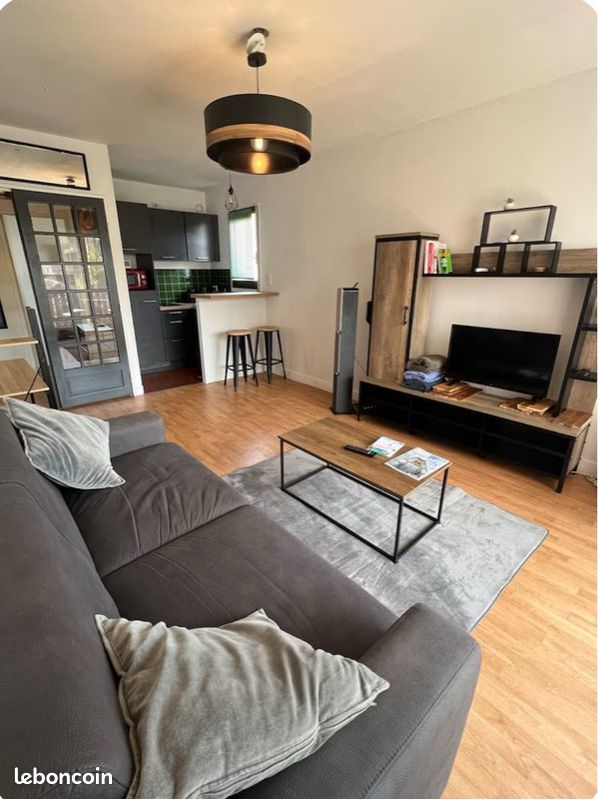 Appartement 1 pièce 28 m² · à Bourges · 27,8 m² · 650 €