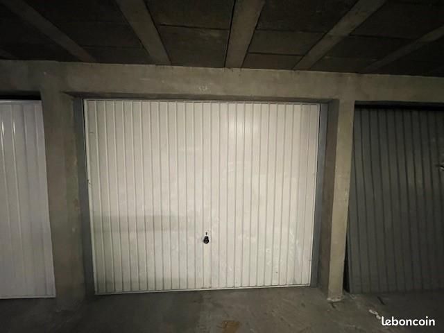 Garage Villeurbanne · 95 €/mois
