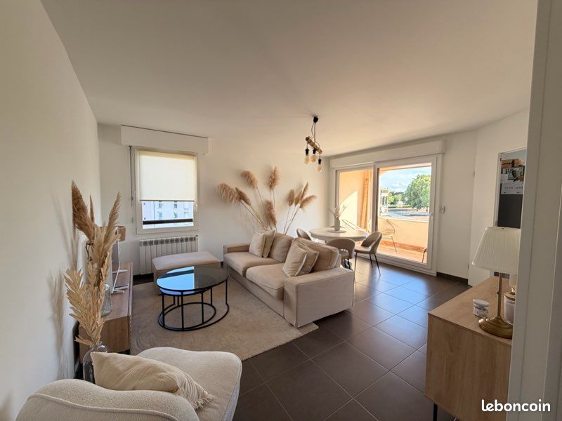 Appartement 3 pièces 74 m² · à Fontaine-lès-Dijon · 74 m² · 1 080 €