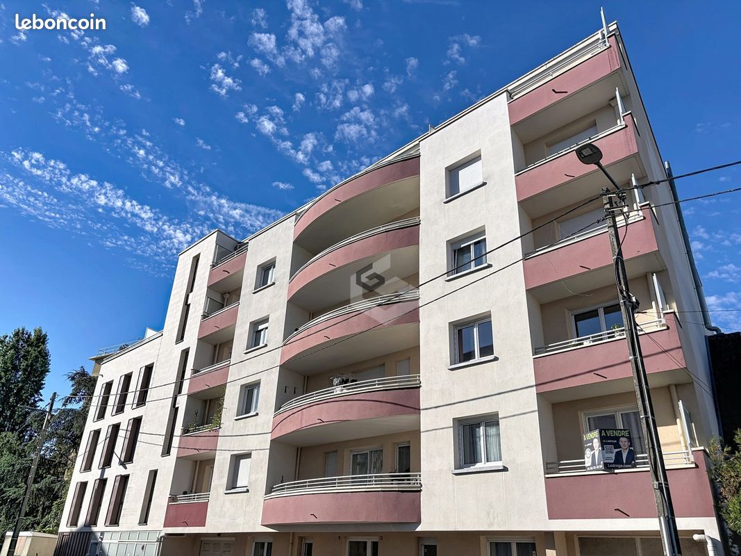 Appartement 2 pièces 49 m² · à Reims · 49 m² · 122 021 €