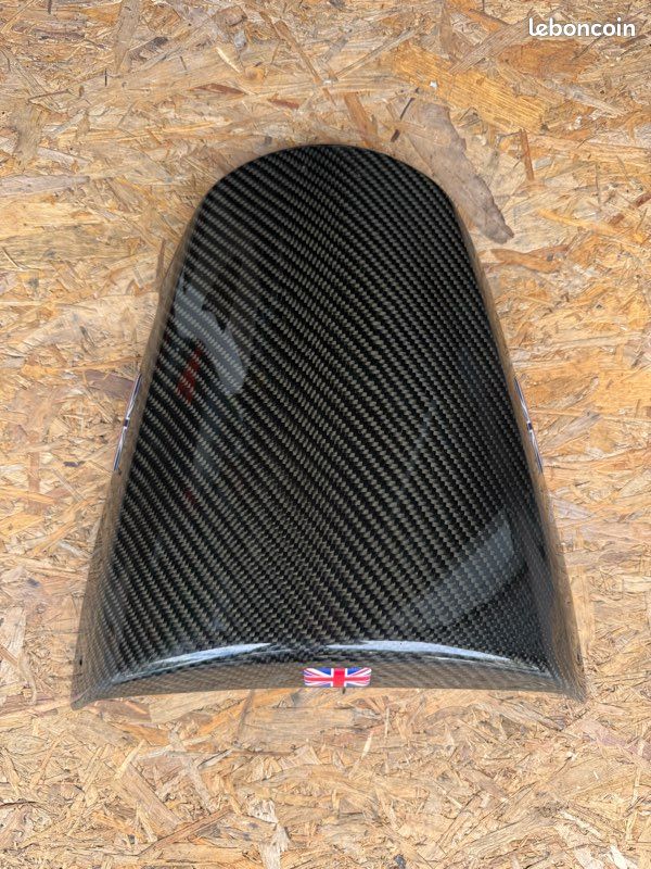 Capot de selle Triumph street triple 675 (image 1)
