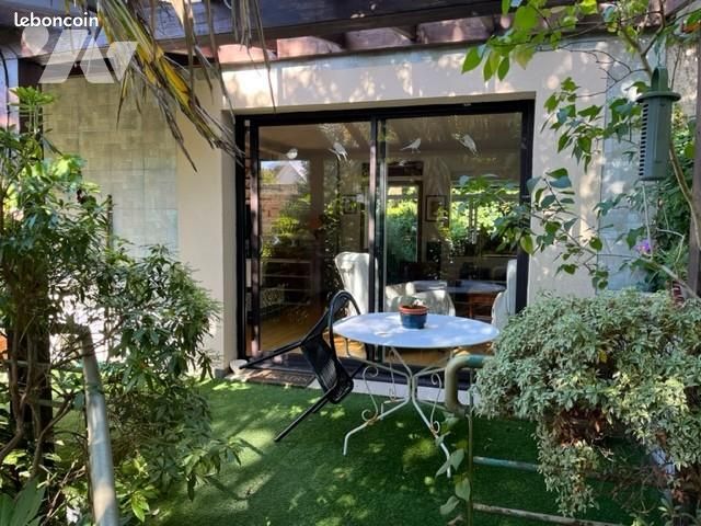 Maison 8 pièces 179 m² · à Lorient · 179 m² · 497 976 €