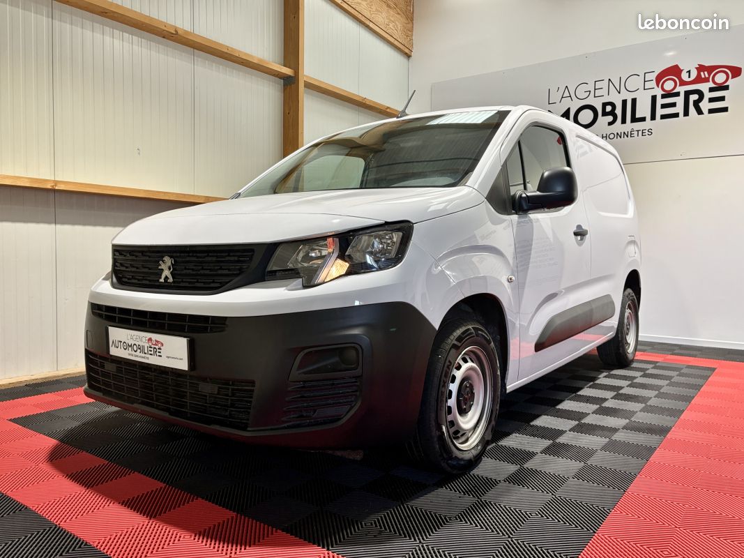 PEUGEOT Partner III (2) FOURGON M 650 KG BLUEHDI 100 S&S BVM6 (TVA) (image 1)