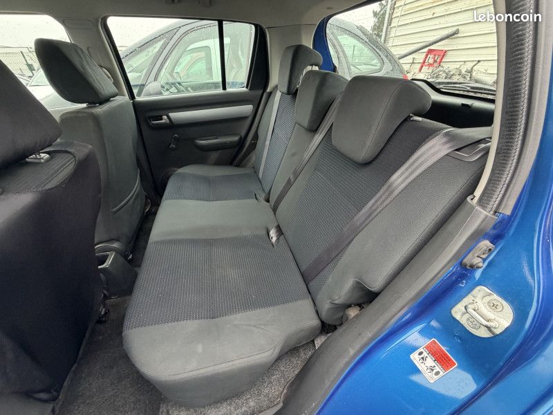 Suzuki SWIFT 1.3 DDIS 75CH GL 5P (image 16)