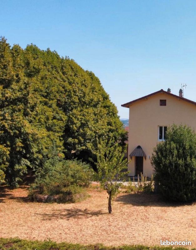 Appartement 4 pièces 85 m² · à Saint-Marcellin · 85 m² · 990 €/mois