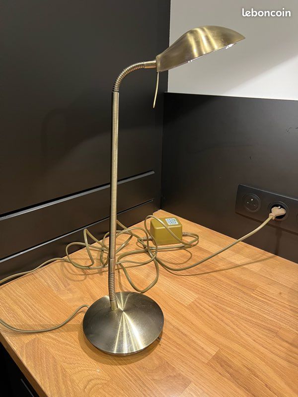 Lampe de Bureau « Massive » en Laiton brossé. Modèle Flamingo, (image 5)