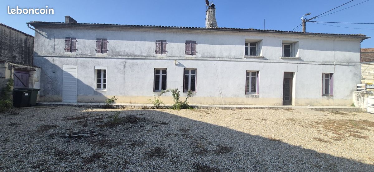 Maison 5 pièces 142 m² · à Migron · 142 m² · 111 000 €