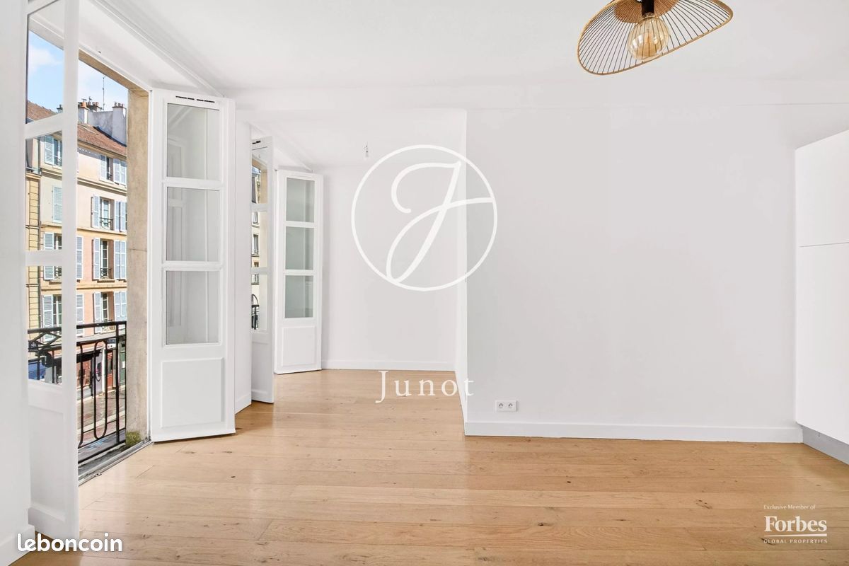Appartement 4 pièces 62 m² · à Versailles · 62 m² · 450 000 €