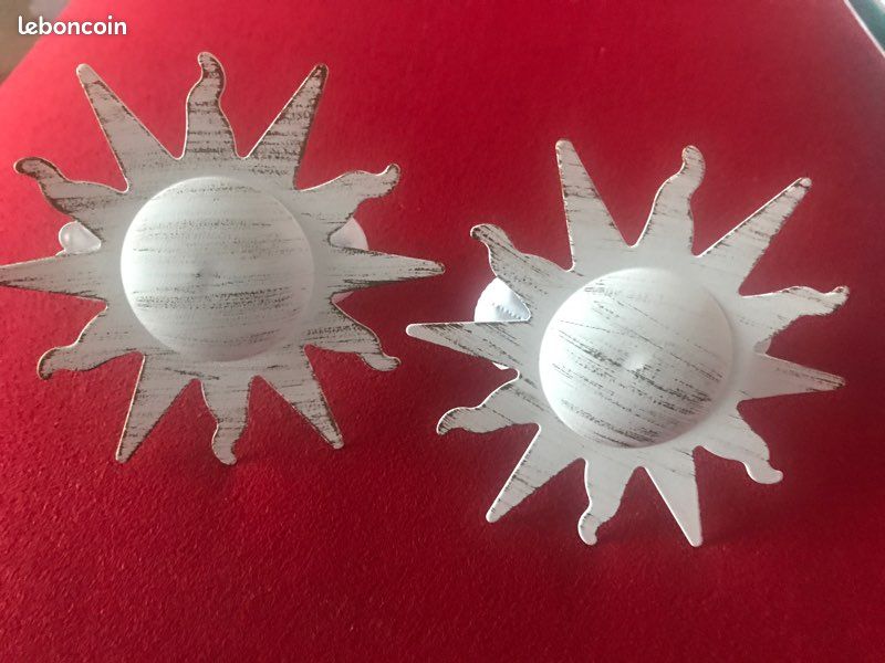 Pince à rideaux forme soleil (image 2)