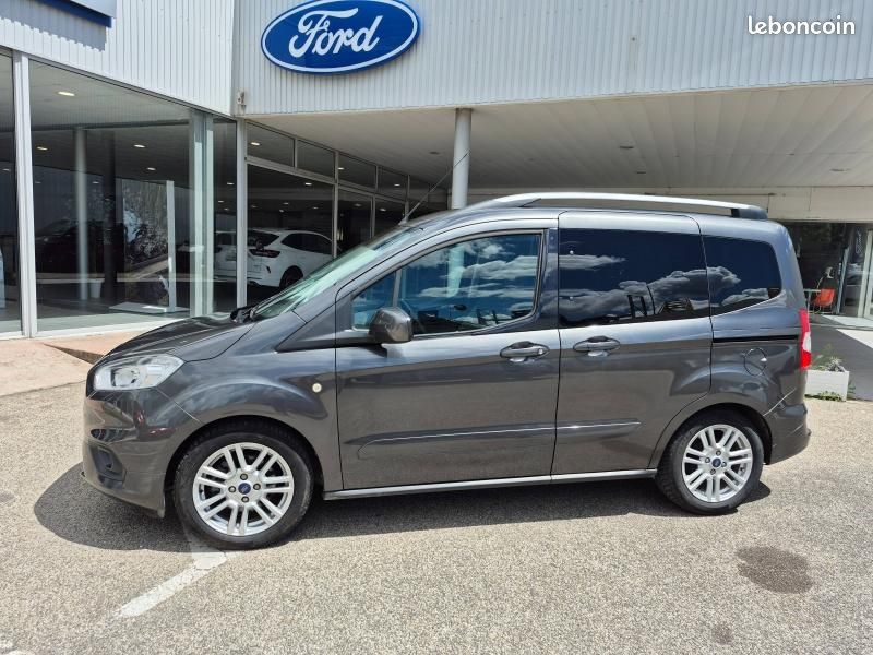 Ford Tourneo Courier 1.0E 100ch Titanium (image 3)