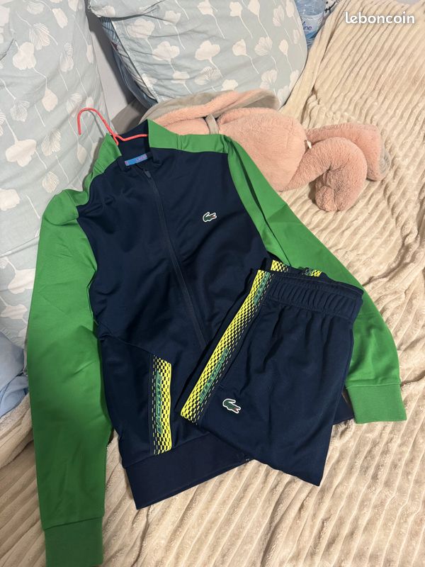 Survêtement lacoste Vêtements
