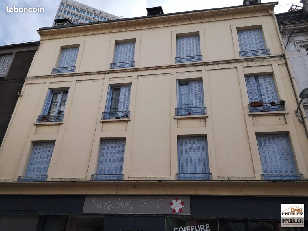 Immeuble 11 pièces 240 m² · à Tulle · 240 m² · 175 000 €