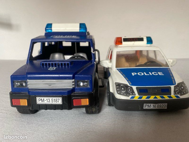 Miniature De Voiture De Police Vintage Des Années 50 - Occasion En Bon état, Modèle Ancien