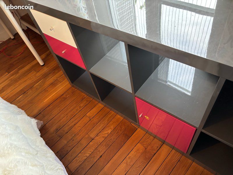 Étagère cube IKEA Kallax grise (image 2)