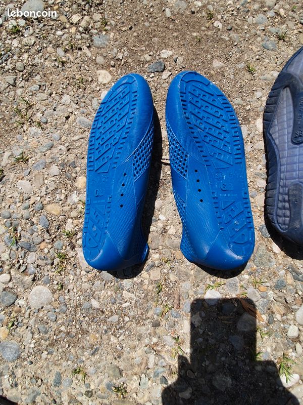 Chaussons aquatiques piscine et plage 34 et 36 (image 2)