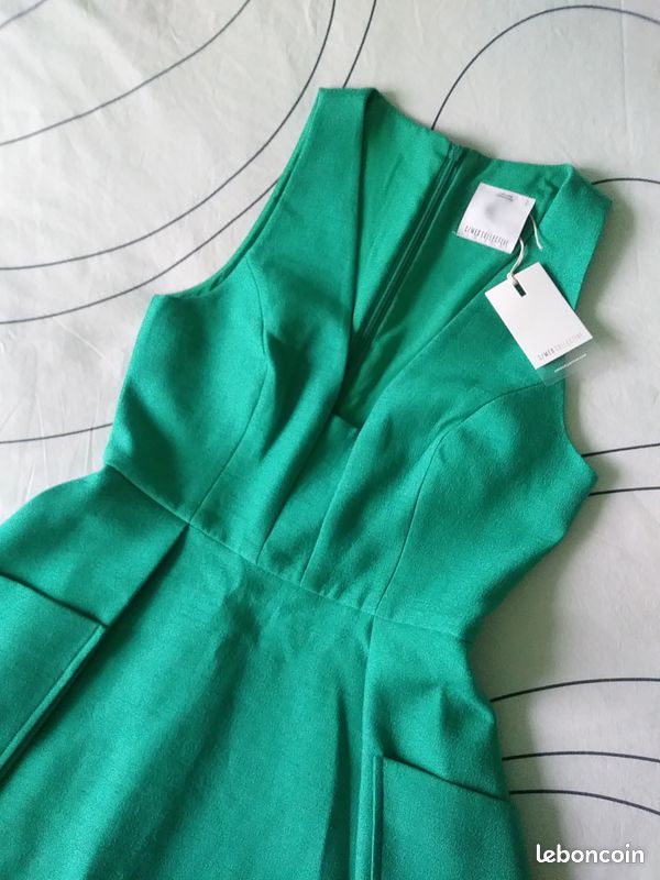 Robe cocktail décolleté plongeant émeraude « Nights » C/meo Collective S / 36 (image 5)