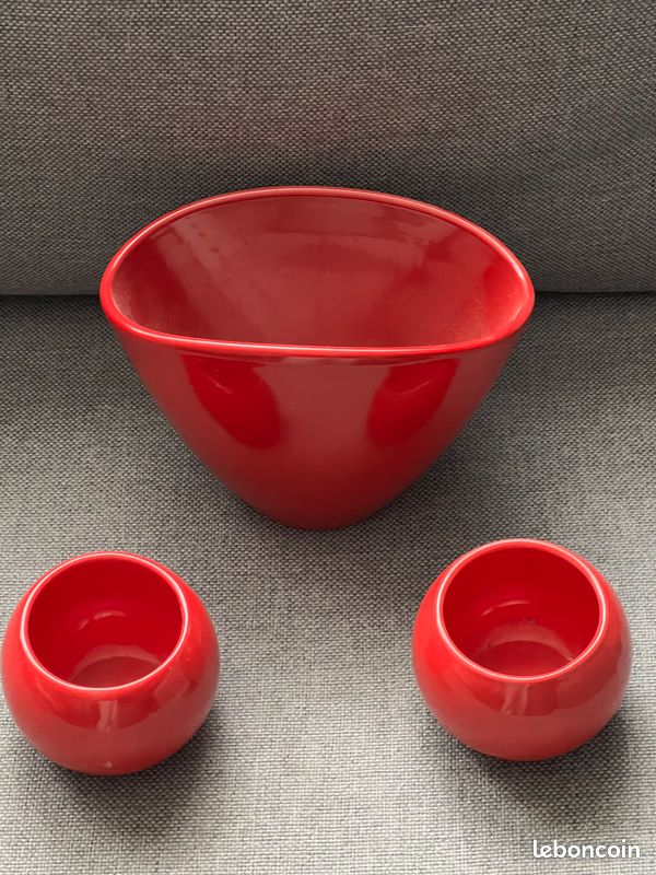 Pot (image 1)