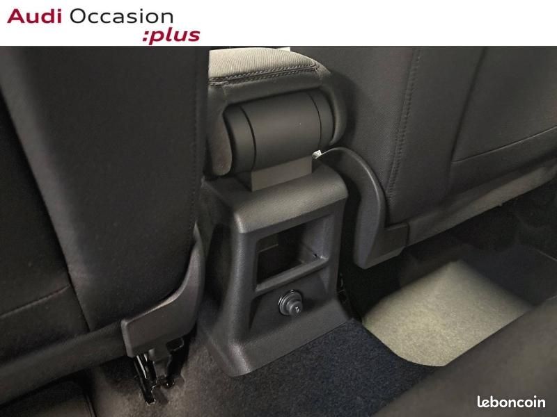 Audi Q2 35 TFSI 150ch Design S tronic 7 (image 10)