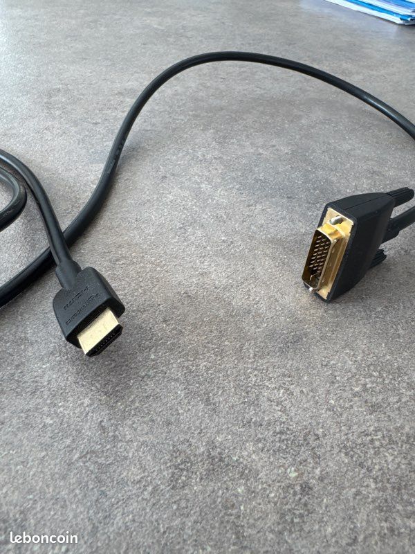 Câble DVI > HDMI (image 1)