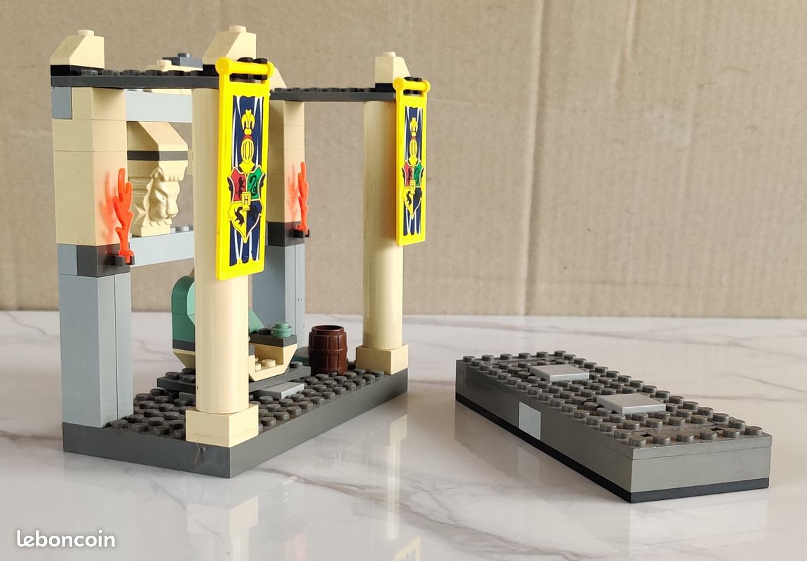 4733 LEGO Harry Potter - Le club de duel (image 2)