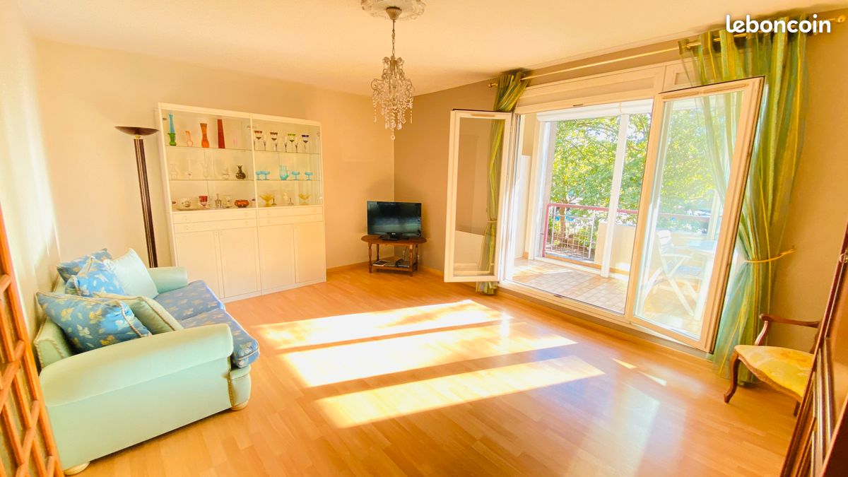 Appartement 4 pièces 80 m² · à Grenoble · 80 m² · 220 000 €