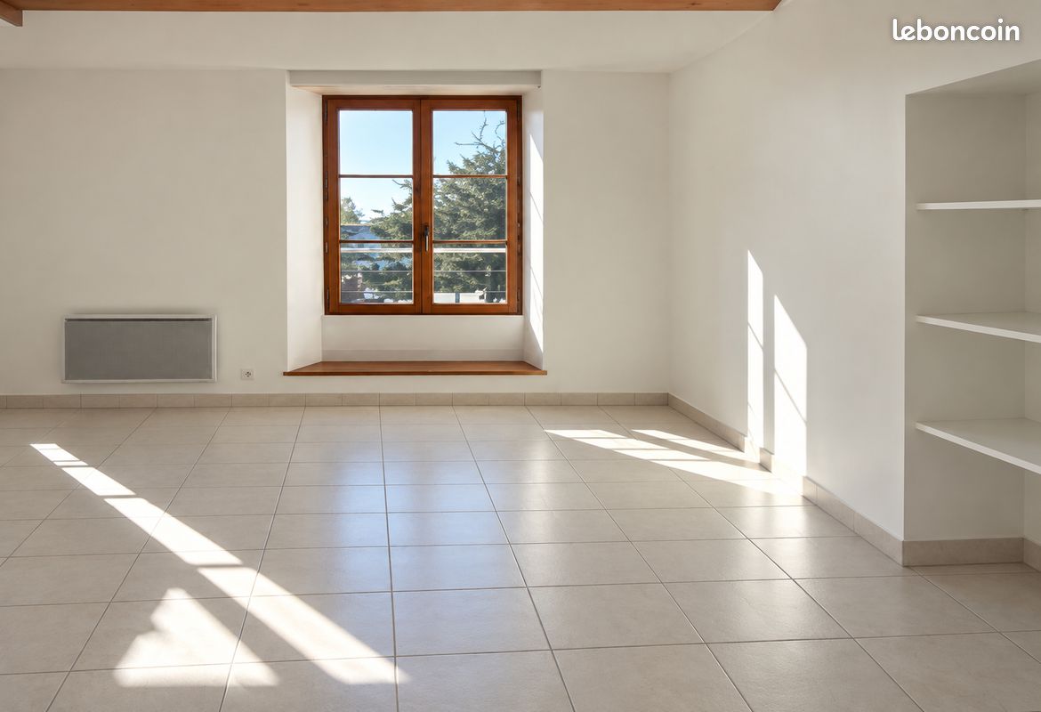 Appartement 1 pièce 33 m² · à Ombrée d'Anjou · 33 m² · 400 €/mois