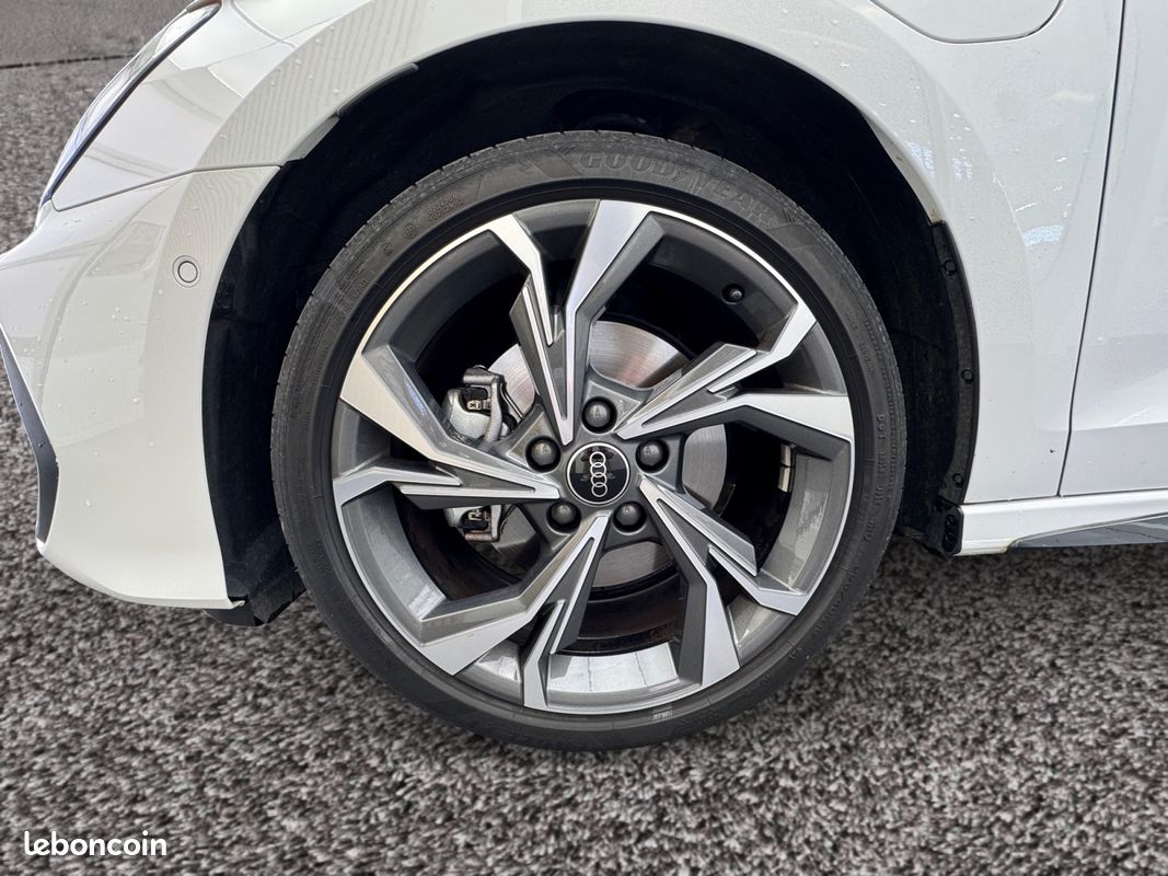 AUDI A3 Sportback 40 TFSI e Hybride rechargeable 204 S tronic 6 S line & 11800  d options (image 8)