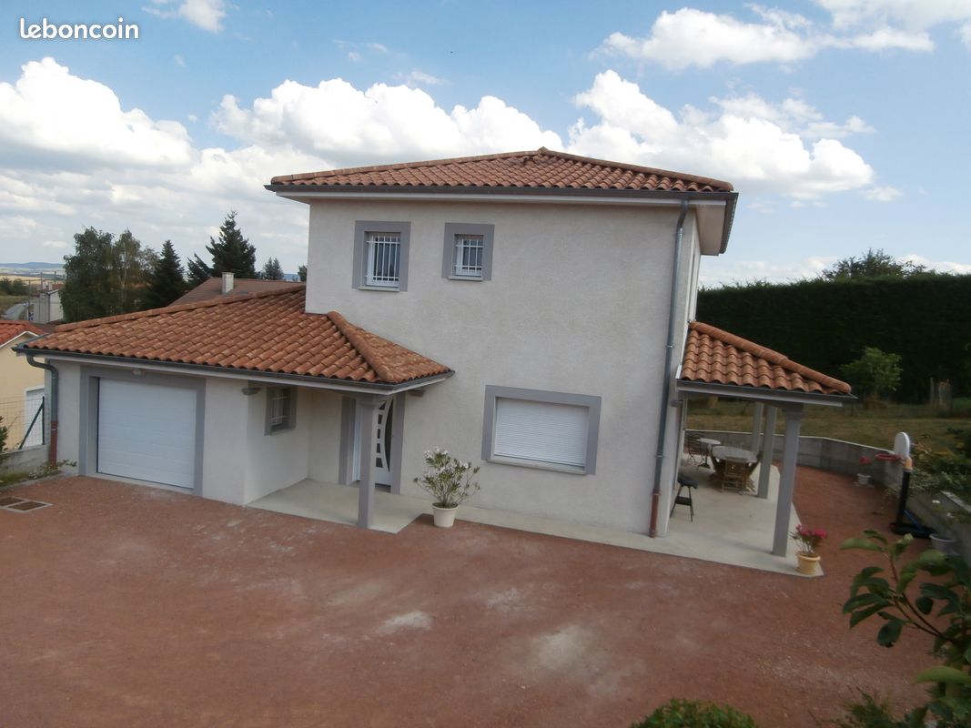 Maison 5 pièces 105 m² · à Neulise · 105 m² · 890 €/mois