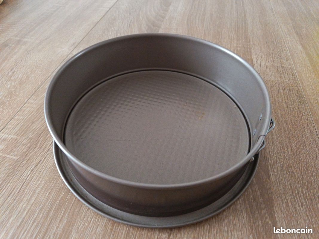 Plat pour gâteaux (image 1)