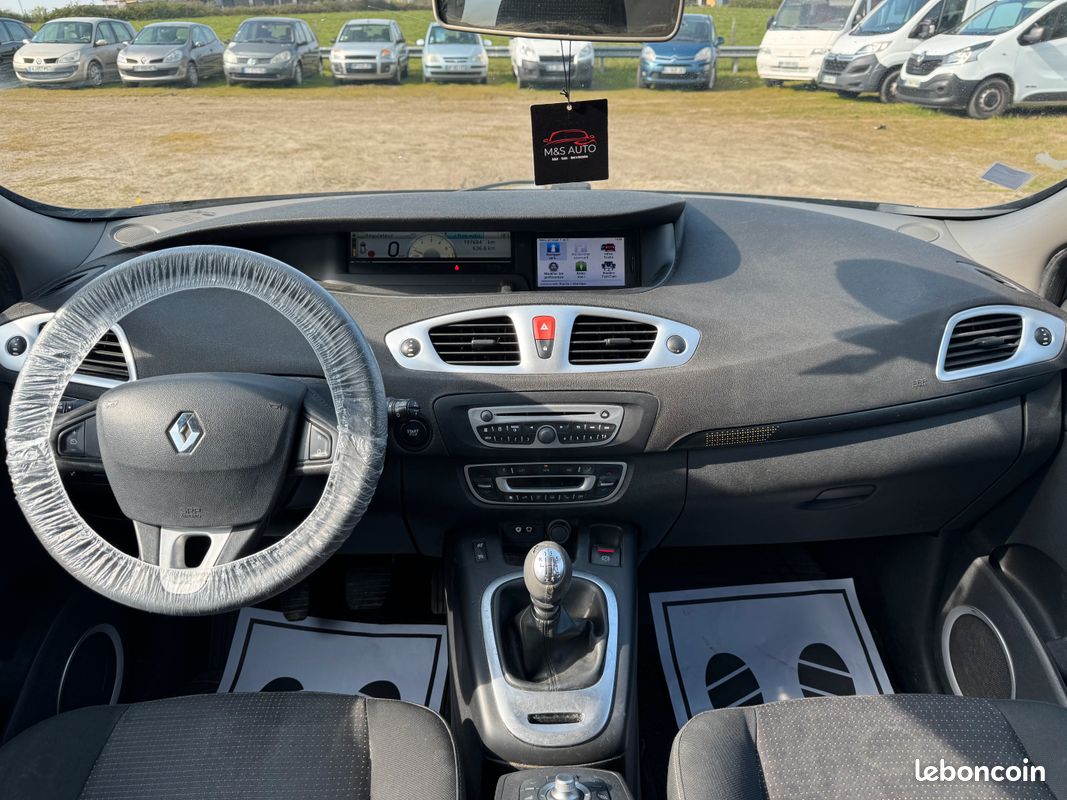 RENAULT Scénic III 1.9 dCi 130cv Dynamic, Garantie 6 mois (image 2)
