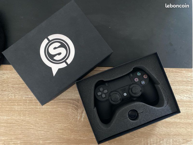 Manette SCUF Infinity4PS PRO noire (image 1)