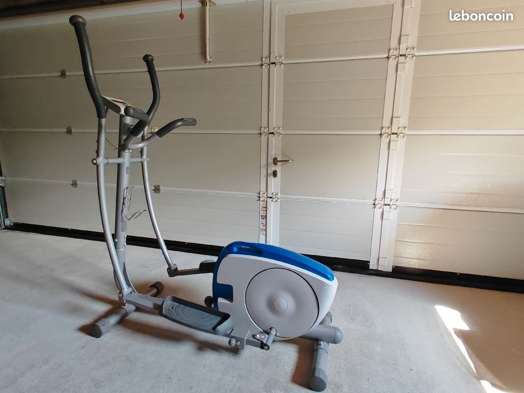 Cyclette Domyos Vm400 Velo Appartement Domyos Fc 400 Exercise Bike