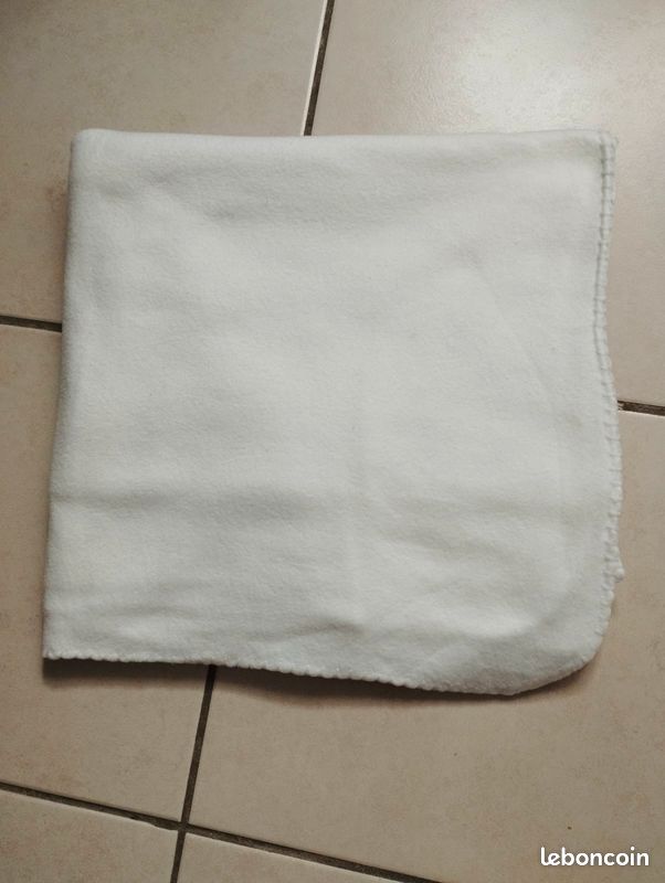 Plaid blanc cassé (image 1)