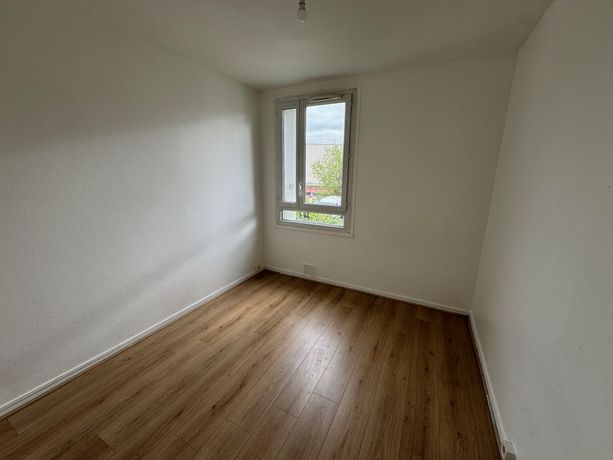 Appartement a louer  - 4 pièce(s) - 63 m2 - Surfyn
