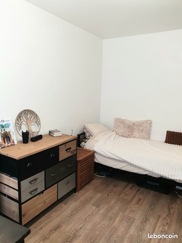 Appartement 1 pièce 17 m² · à Chamalières · 17 m² · 390 €/mois