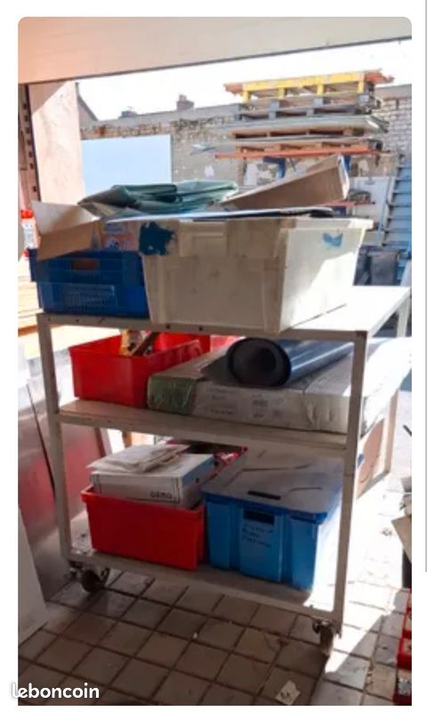 Table de travail (image 1)